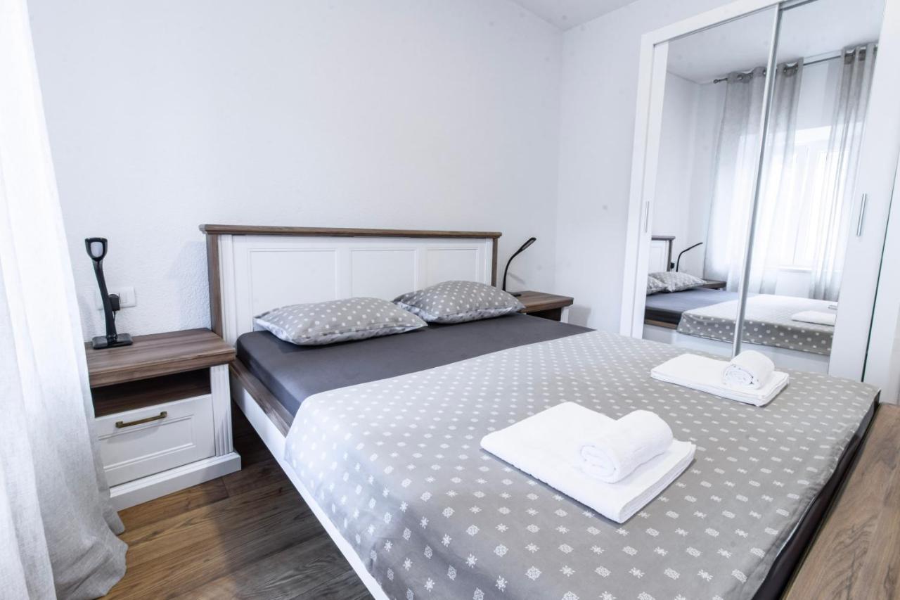 Apartments Florian Lopud ภายนอก รูปภาพ