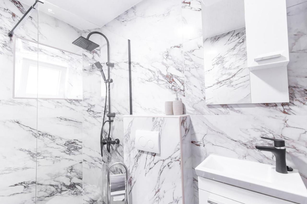 Apartments Florian Lopud ภายนอก รูปภาพ