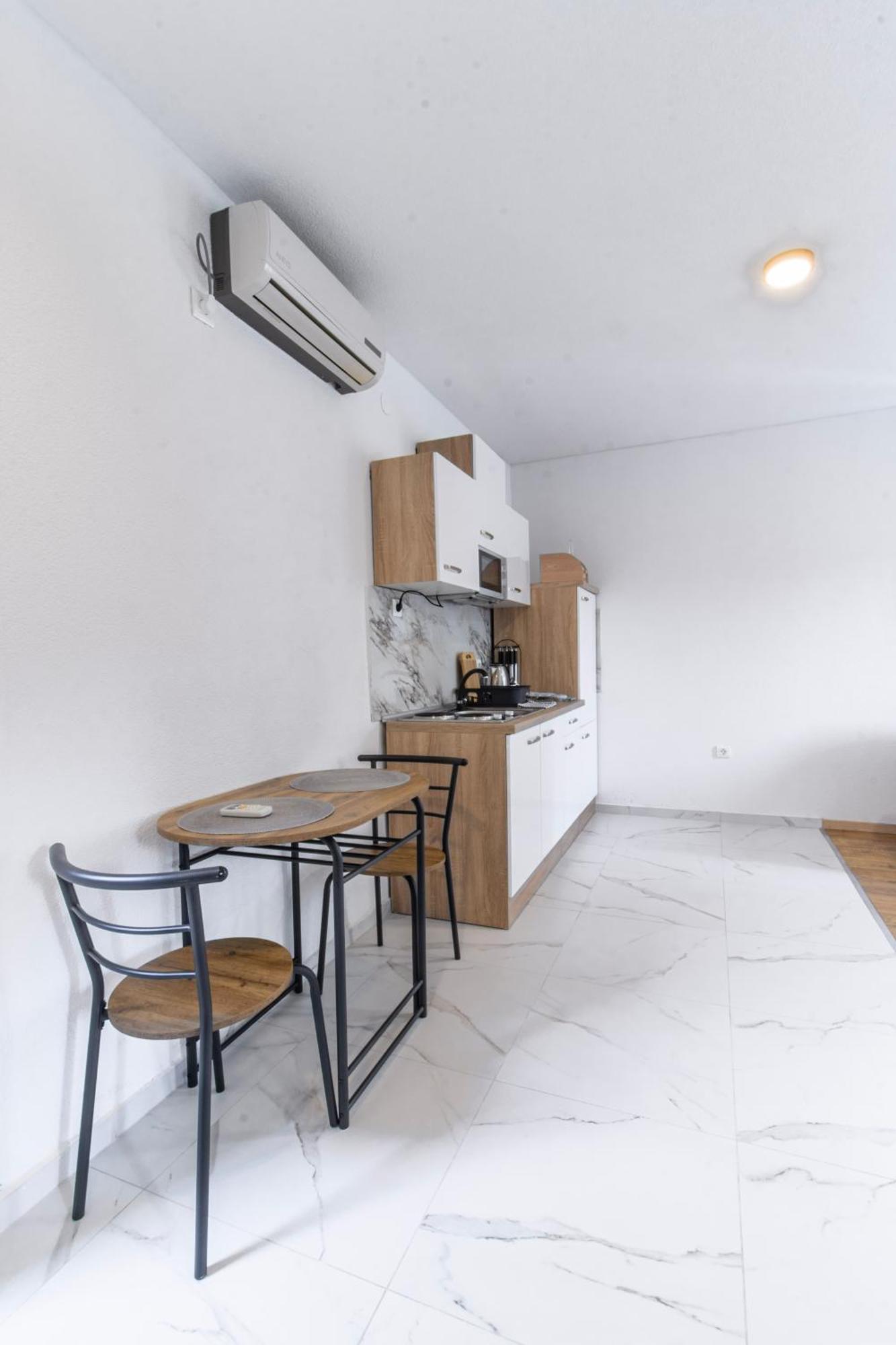 Apartments Florian Lopud ภายนอก รูปภาพ